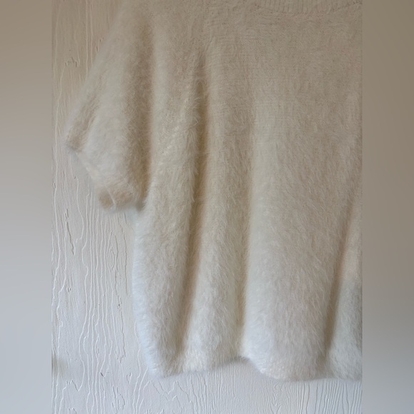 Anthropologie Pilcro Plush Fuzzy Warm White Eyelash Baby Soft Knit Sweater Shirt - Picture 8 of 11